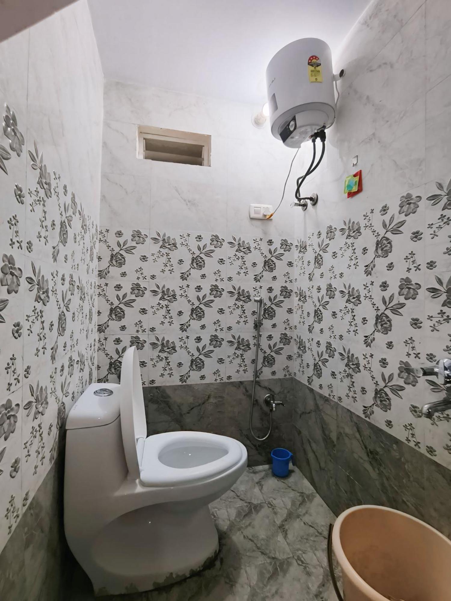 Shree Trilokeshwar Guesthouse Ujjain Exterior foto