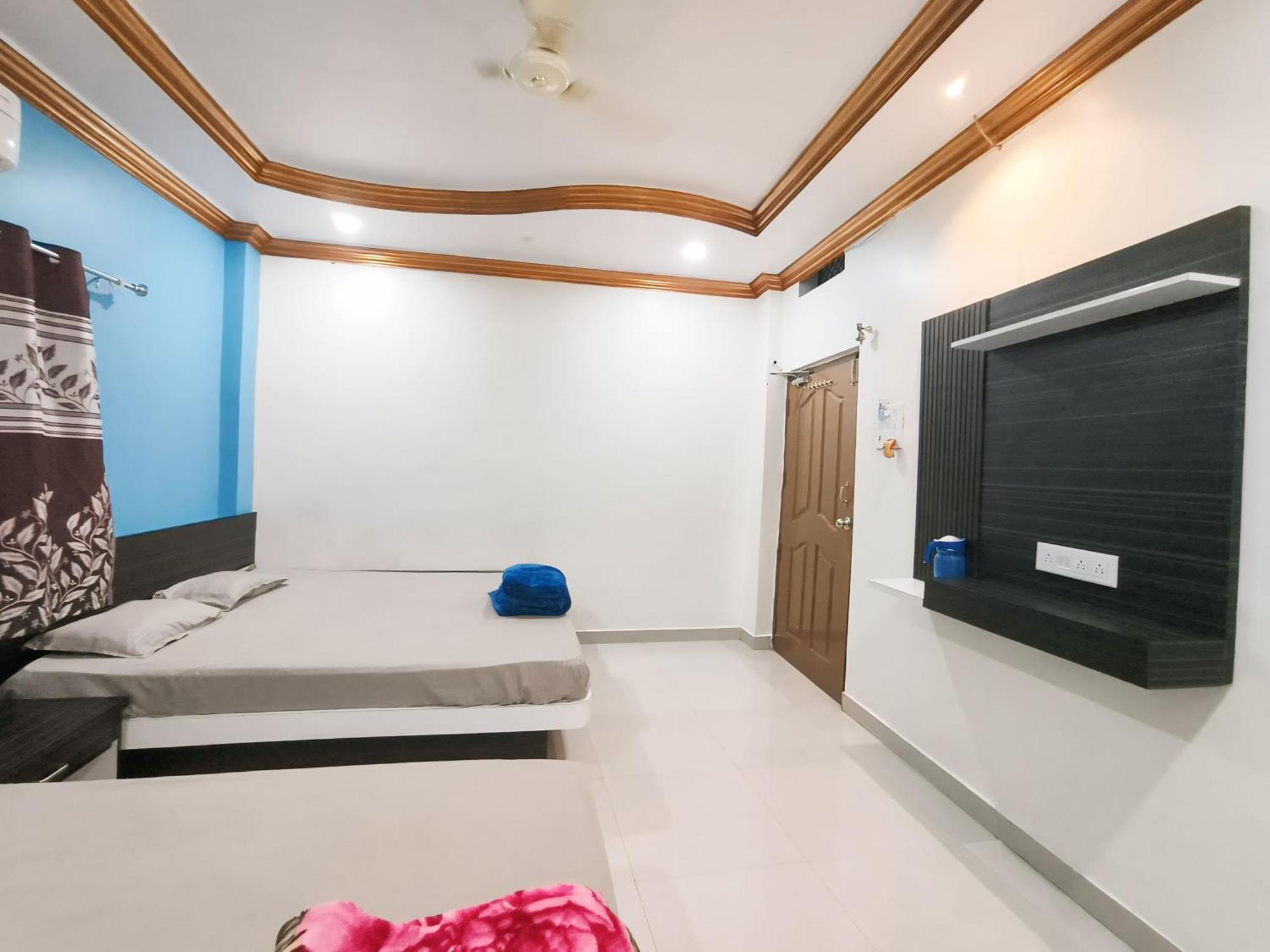 Shree Trilokeshwar Guesthouse Ujjain Exterior foto